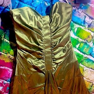 Jessica McClintock strapless fit and flare maxi dress green color SZ 12